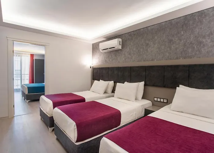 Deluxe Quadruple Room
